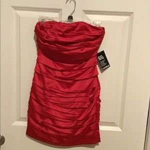 Sexy red ruched strapless Express dress size 0